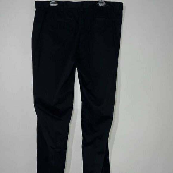 St. John’s Bay black flat front pants size 38 x 32 - Picture 6 of 7